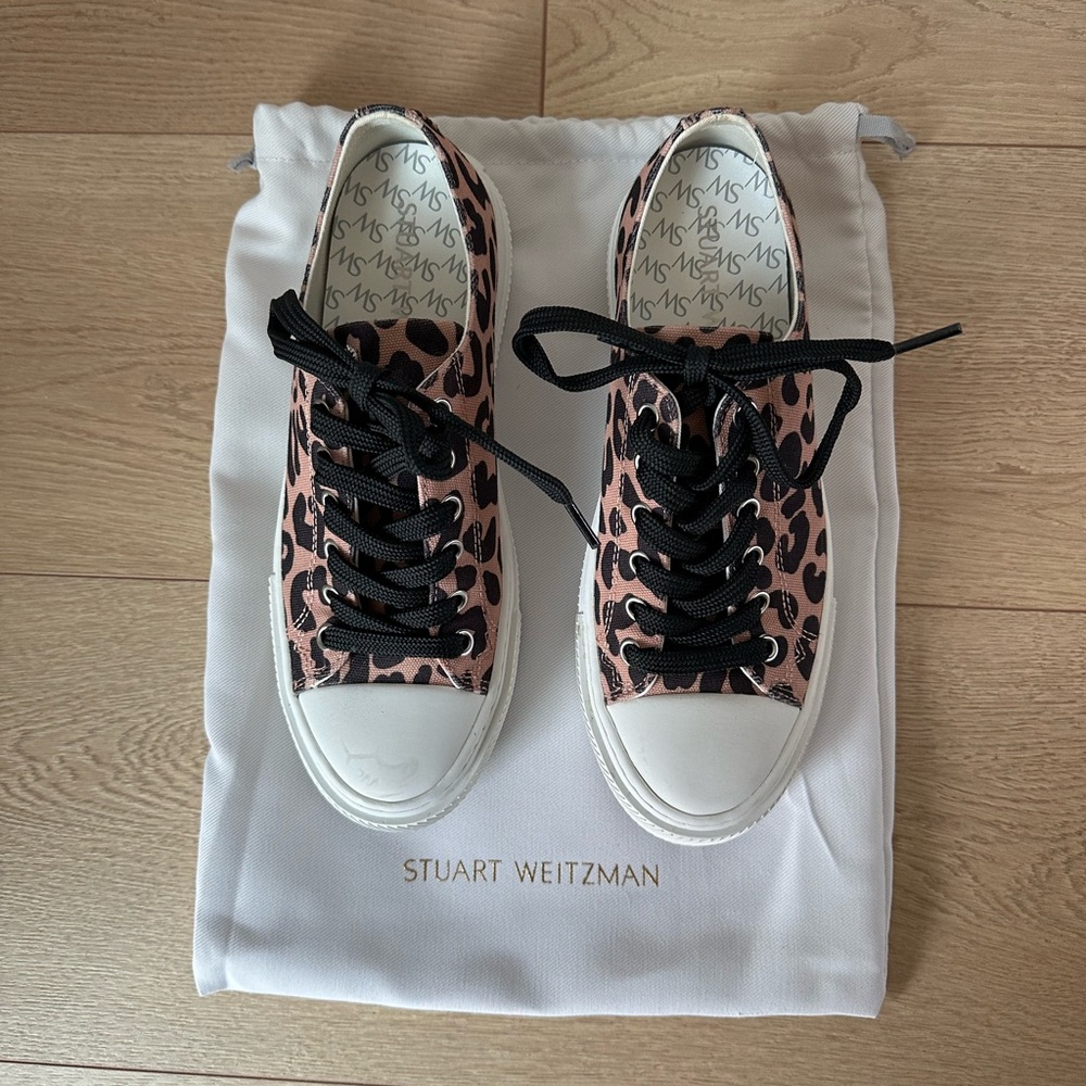 Stuart Weitzman Ollie Cheetah Canvas Sneaker (US 7)